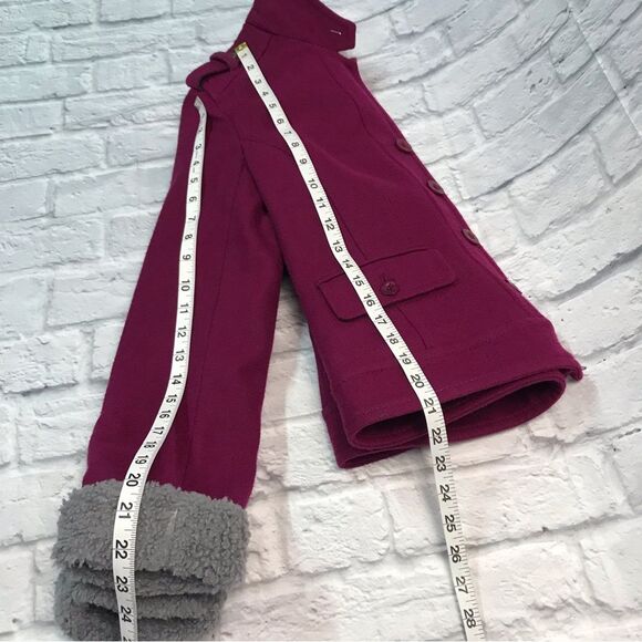 Ugg Wool Cropped Jacket With Detachable Sherpa Hood - Picture 10 of 15